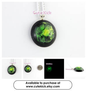 Galaxy Gem - Yellow Green Glow 3D Space Pendant