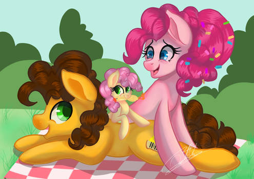 spoiler alert ! Pinkie x cheese and lil cheese