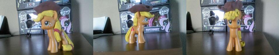 Custom Applejack figure