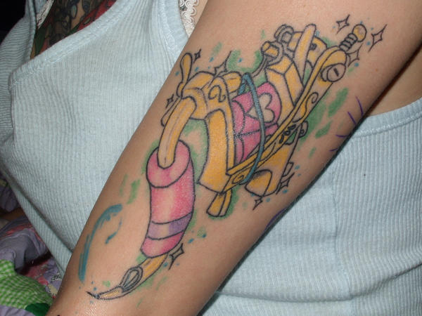 Arm tat - tattoo machine