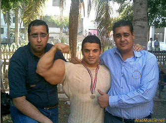 Musclemorphed Arab Hunk-Ahmed Osman (1)