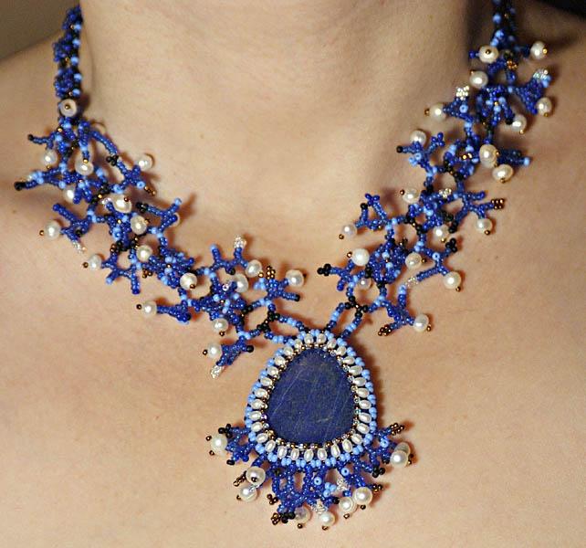 Bold lapis lazuli necklace N29