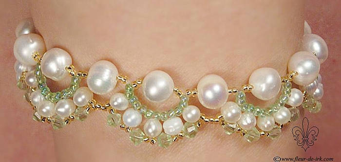 Spring pearl bracelet B253