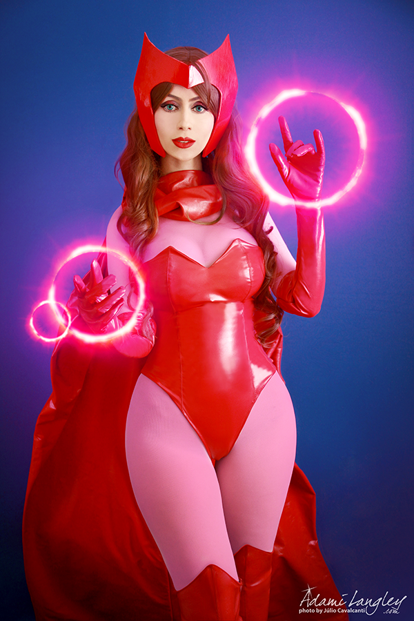 Scarlet Witch Cosplay