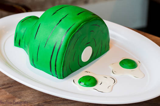 Green Eggs and Ham (Dr. Seuss) Cake