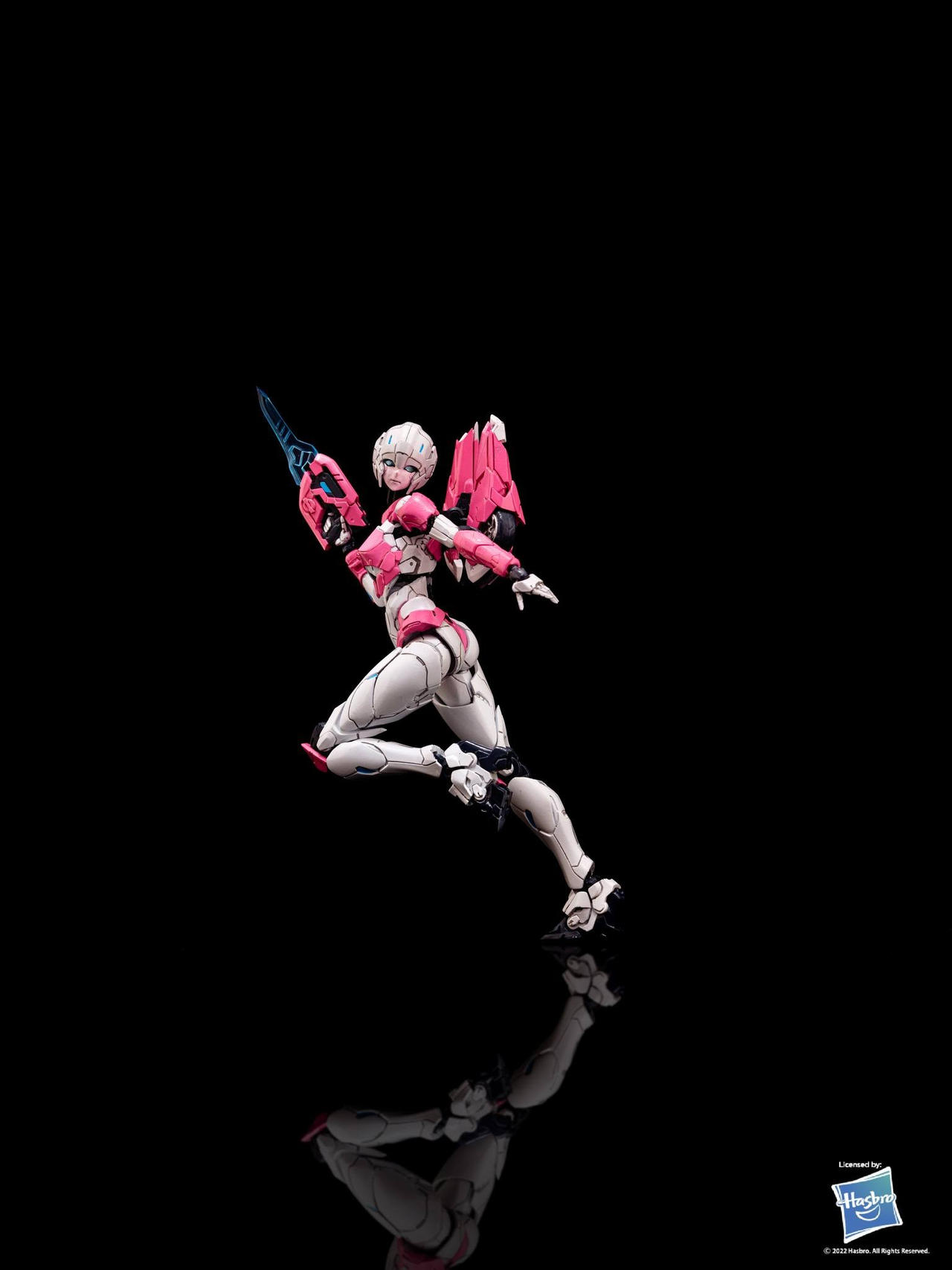 Arcee (Transformers) by Blue-Leader97 on DeviantArt