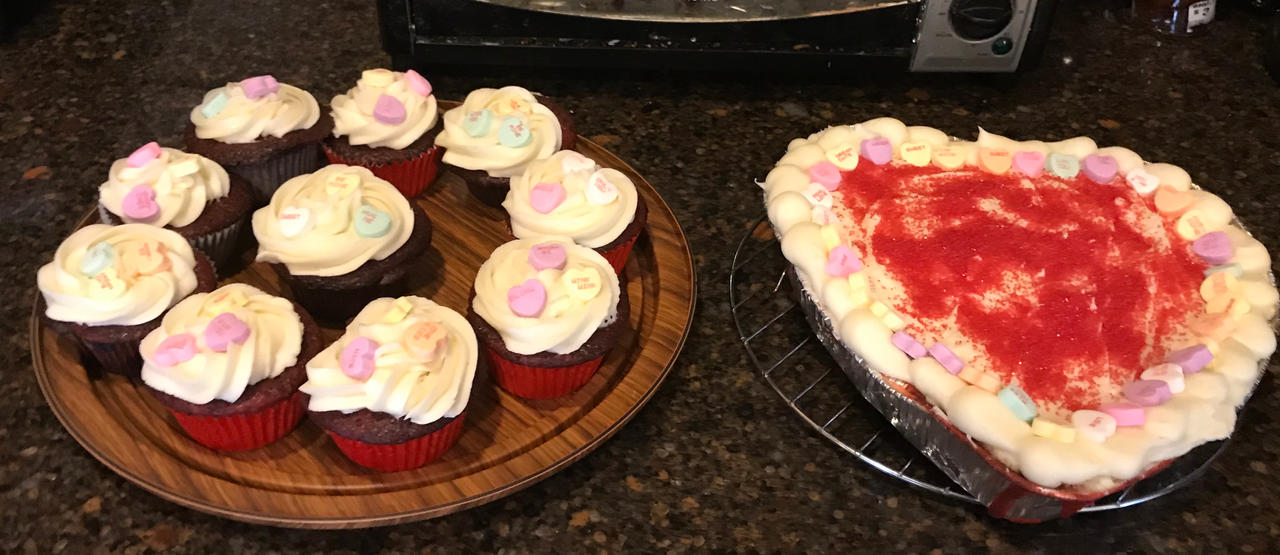 Valentines Day Red Velvet Cake and Cupcakes