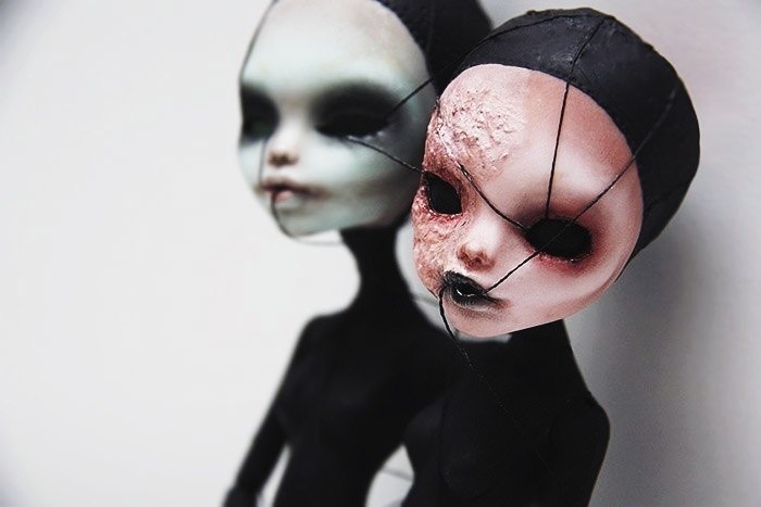 C M (FAKE MONSTER HIGH OOAK)