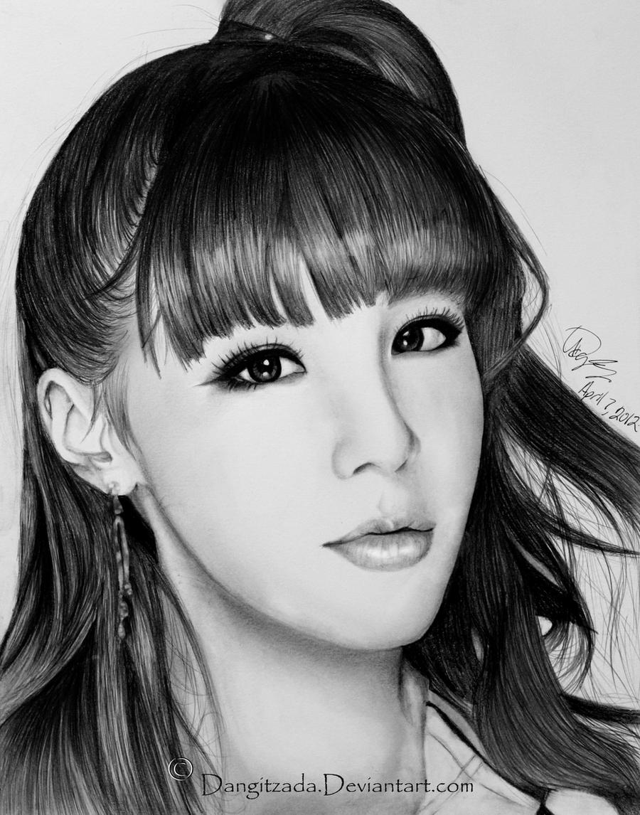 2NE1-Park Bom