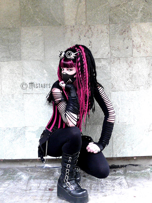 cyber-goth style girl (-mistabys-) by mistabys on DeviantArt