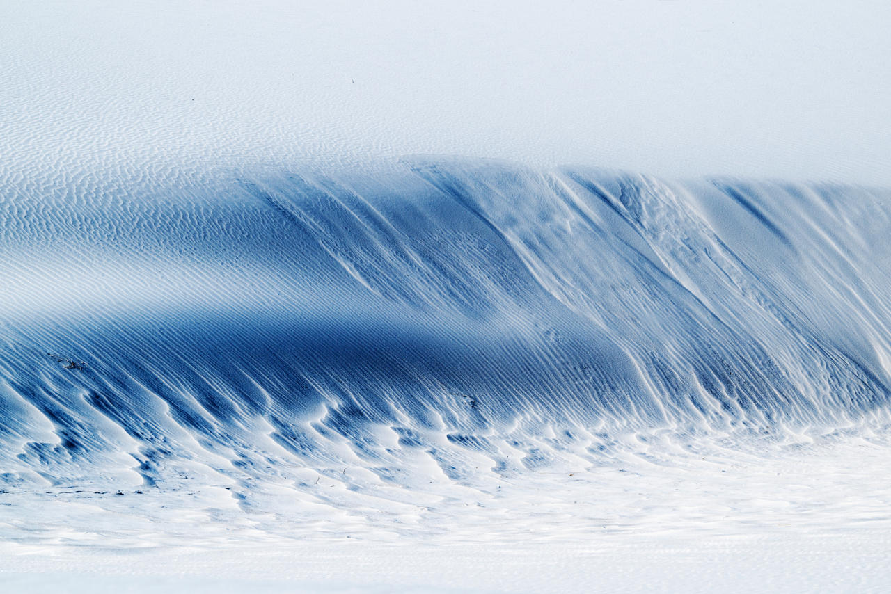 White Sands, Dips and Waves