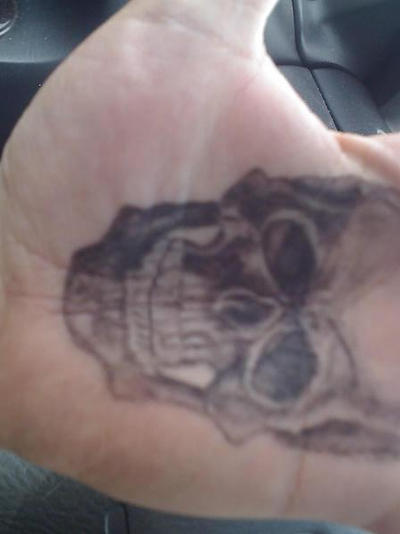 Skull Hand