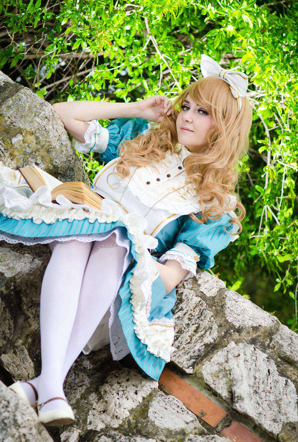 Alice and her book - Sakizo's Wonderland