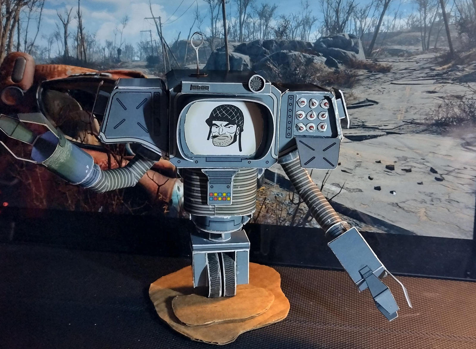 Paper securitron from New Vegas #1 by petrsimcik on DeviantArt