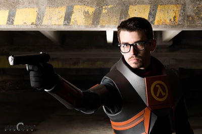 Gordon Freeman HEV suit 7