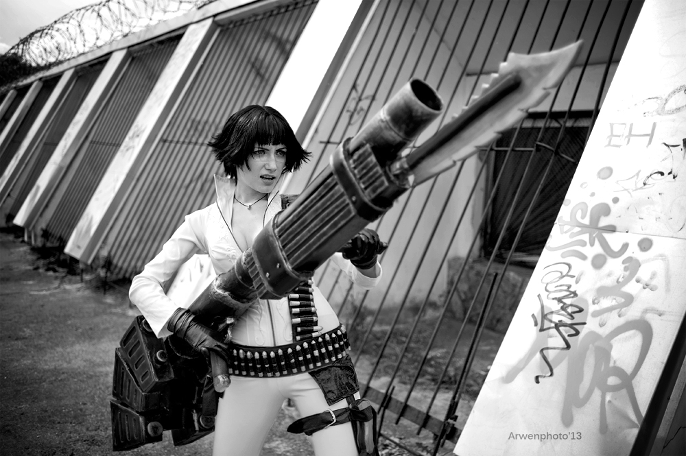 Devil May Cry 3: Hey you! Catch!