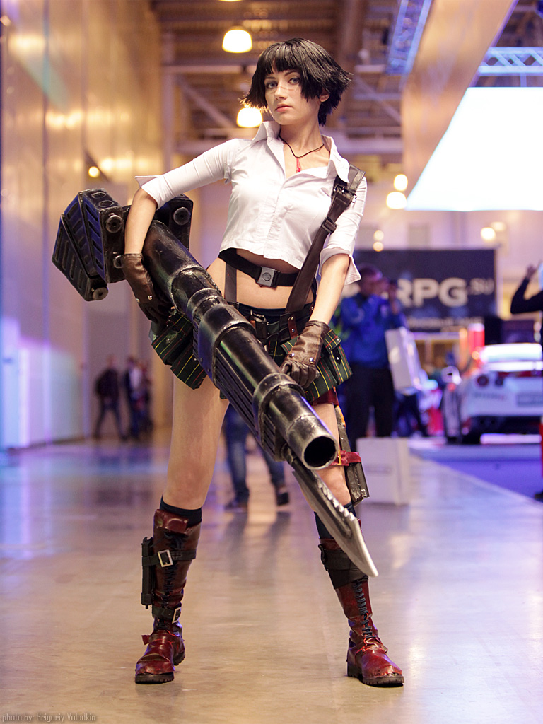 Self] Cosplay Lady from Devil May Cry 3 : r/gaming