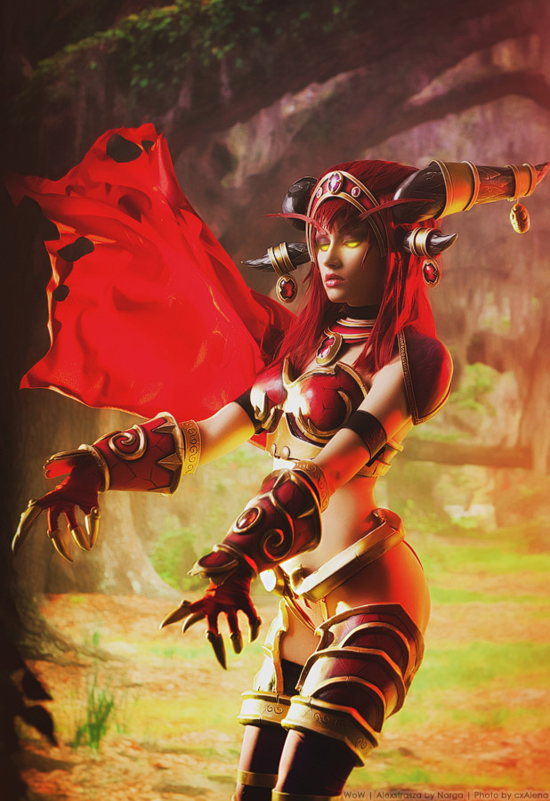 Alexstrasza, Queen of the Dragons