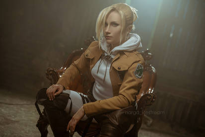 Shingeki no Kyojin - Annie Leonhart cosplay