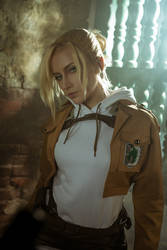 Annie Leonhart cosplay