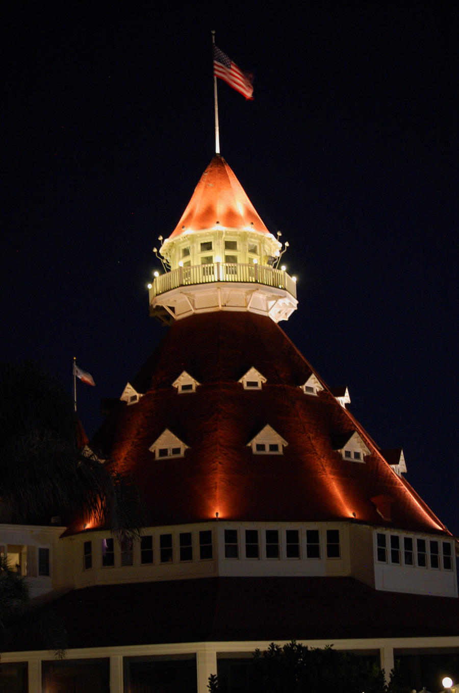 Hotel Coronado at night