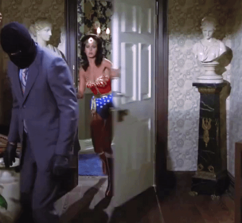 Wonder Woman throwing men like rag dolls!