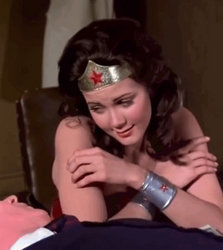 Wonder Woman being kind and gentle to the thief