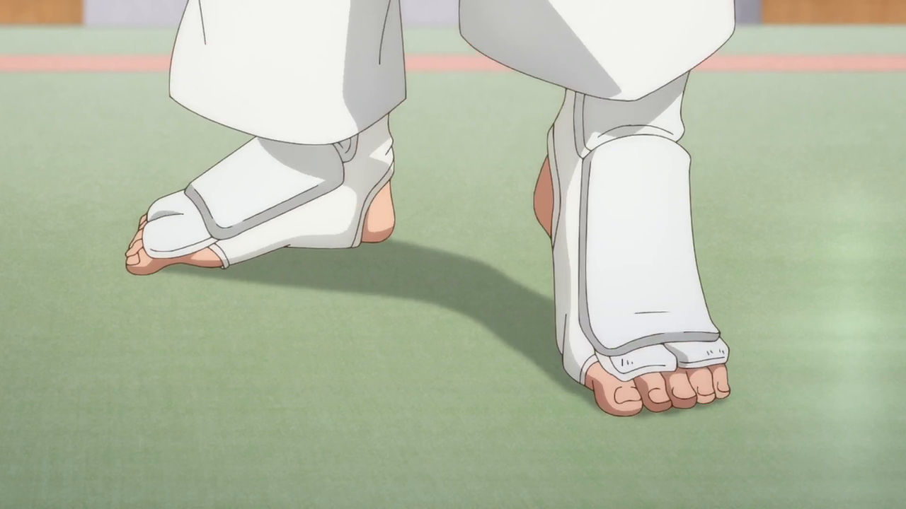 Tomo Aizawa Feet - In battle pose