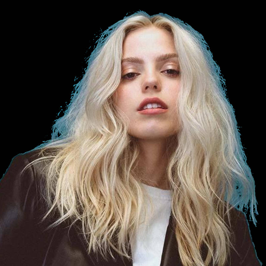 Renee Rapp by Jesski04 on DeviantArt