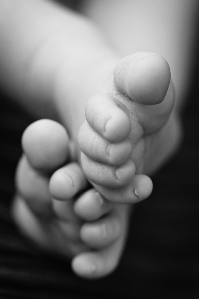 Tiny Feet and Toes