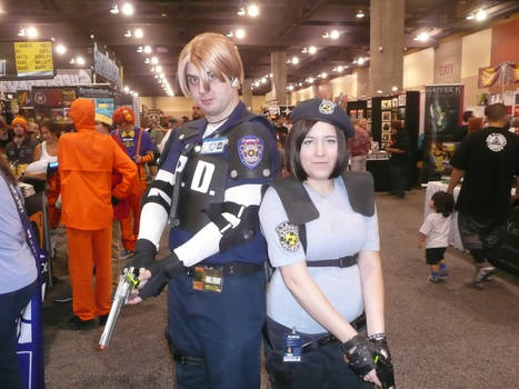 Leon S Kennedy and Jill Valentine cosplayers