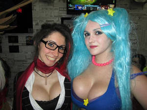 Headmistress Fiora and Arcade Sona Cosplay