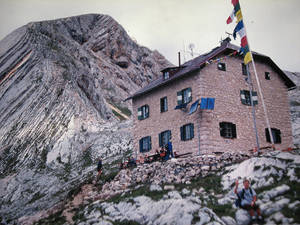 Hutte near Baies lake