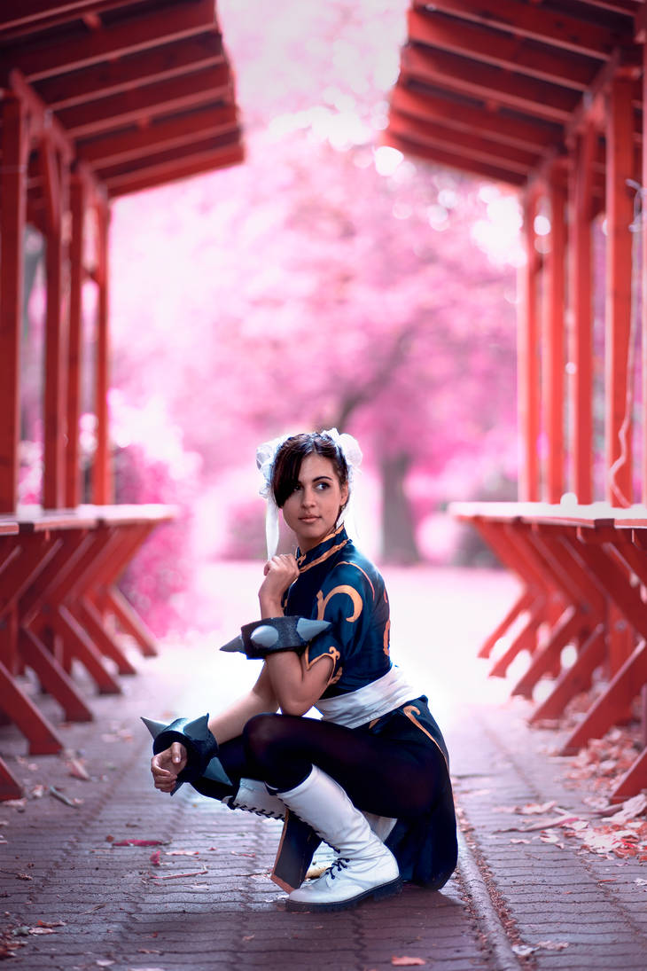 Chun Li Cosplay by HubyLaaner on DeviantArt