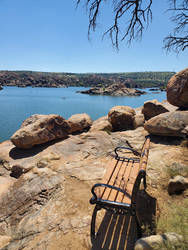 Wooden bench at Watson Lake in AZ