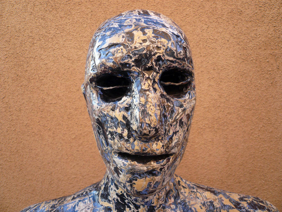 Blue painted man, head and shoulders