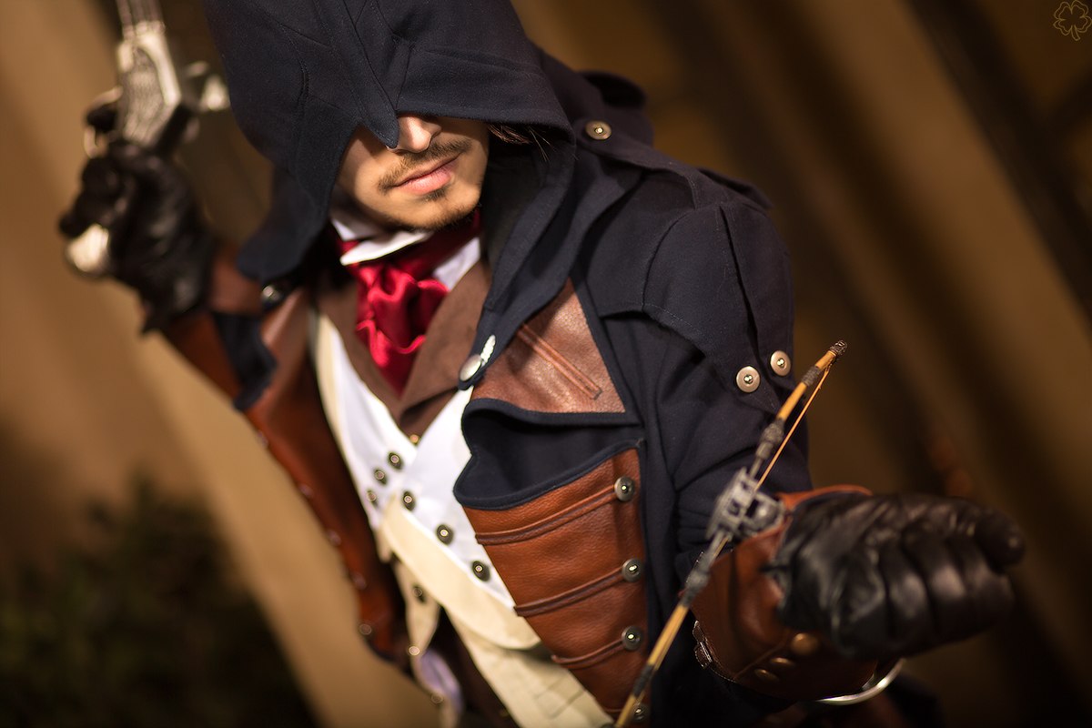 Assassin's Creed Unity Arno Victor Dorian Hidden Blade and Phantom Blade  Cosplay Weapon Prop