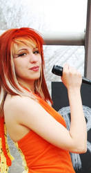 'Hayley Williams' Misery Business Cosplay