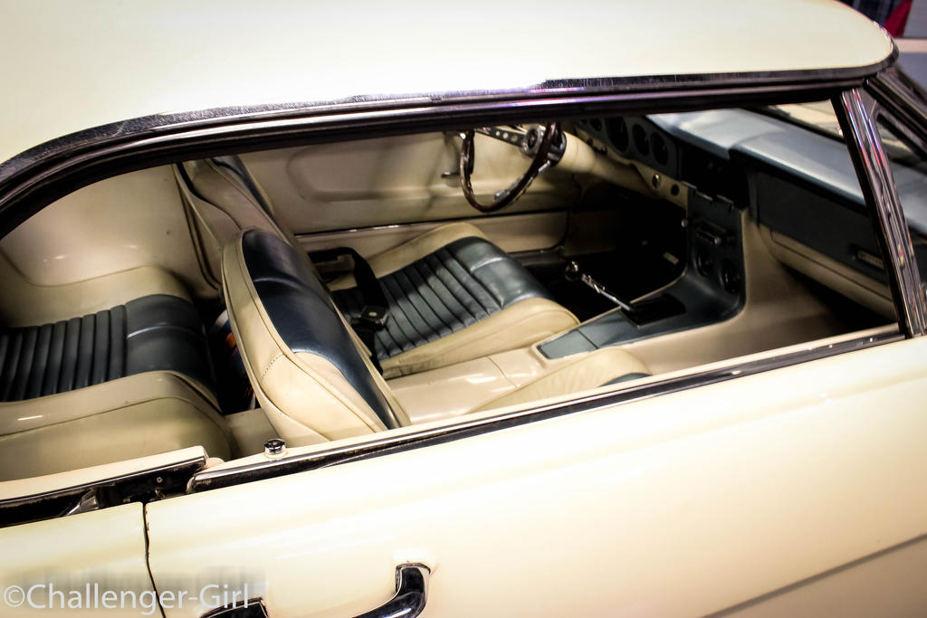 1963 Ford Mustang Ii Concept Car Interior By