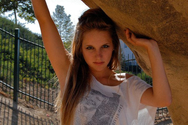 Abbie Under Rock 3 by ArchangelX10 on DeviantArt