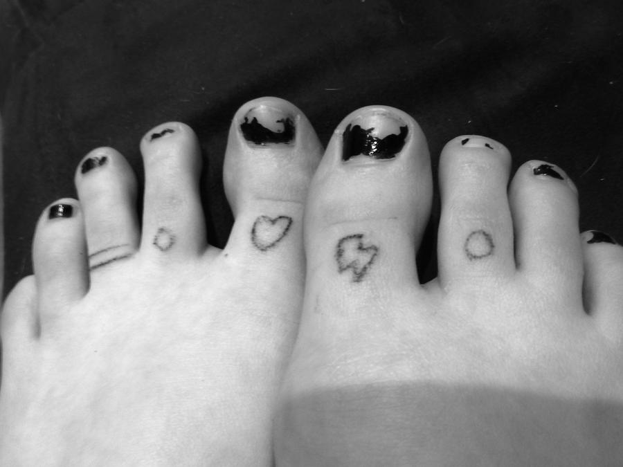 Self-poked Toe Tattoos by Huntressxx on DeviantArt