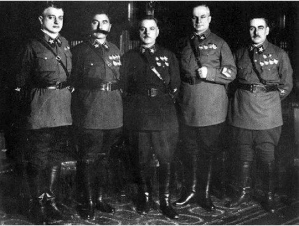 Тухачевский 1918. С м маршала. Тухачевский 1918.