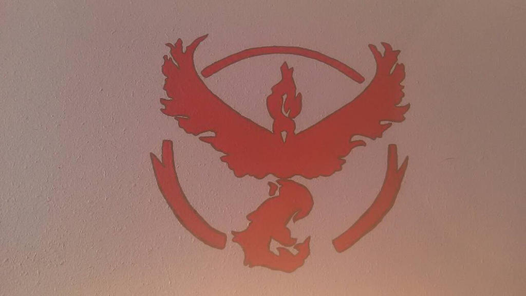 team valor logo w/ black outline