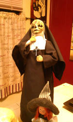 Sister Mari Isabel, The Catholic Nun - Muerto