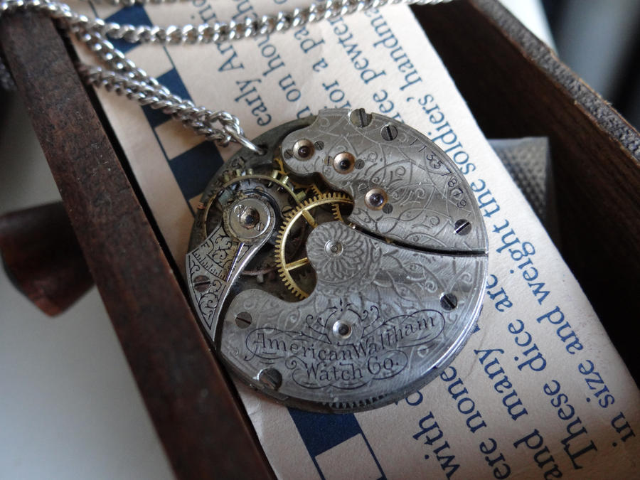 Steampunk necklace (engraved)