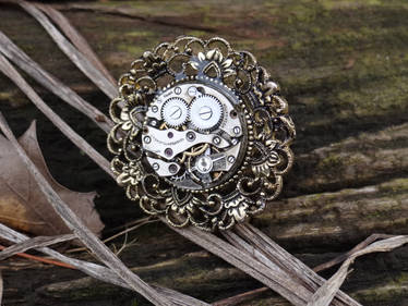 Steampunk flower ring