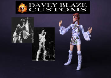 David Bowie:Ziggy Stardust Toy-Davey Blaze Customs