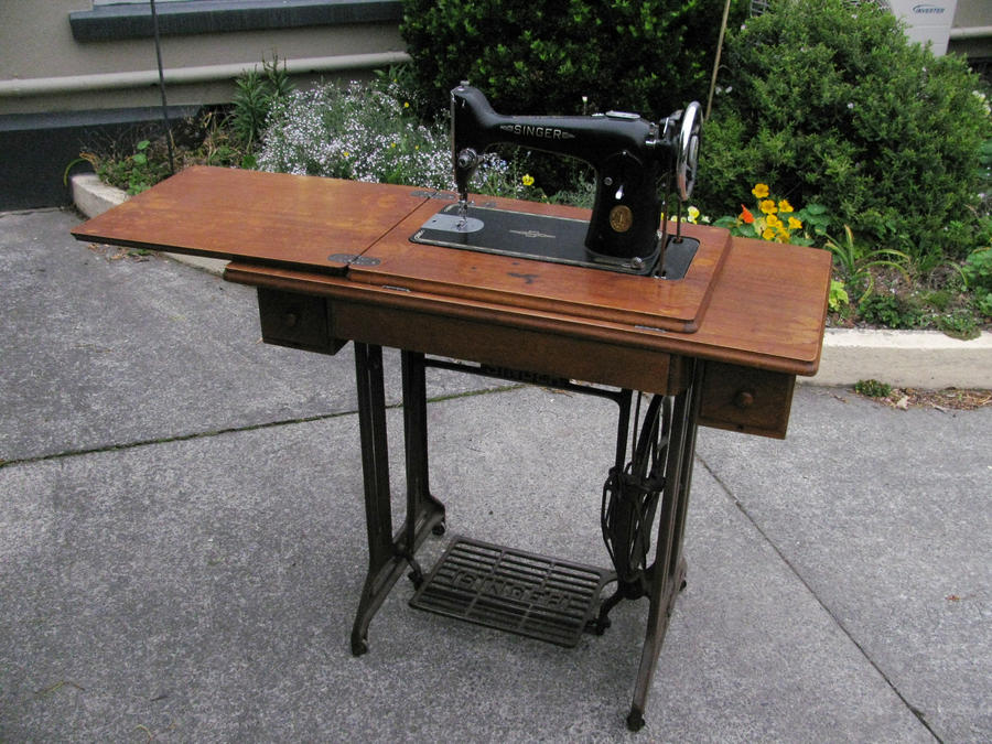 Refurbished Singer Sewing Machine by darkestnight on DeviantArt