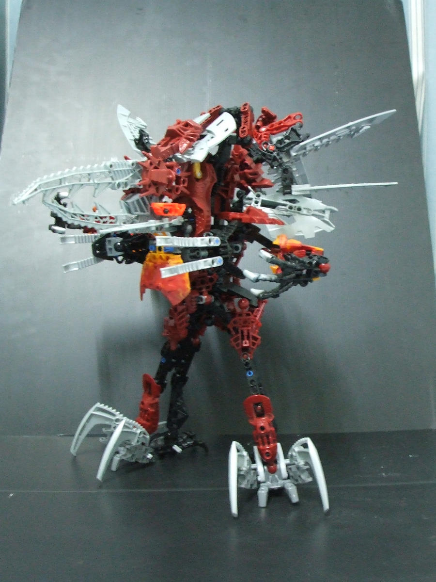 Bionicle MOC: Kabuto The Wise