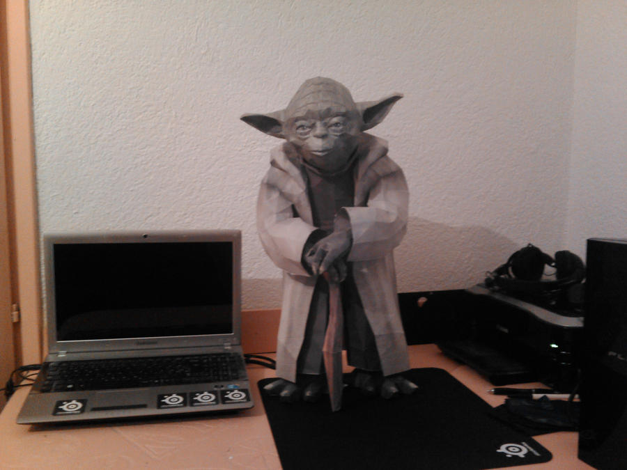 Yoda Papercraft Life size